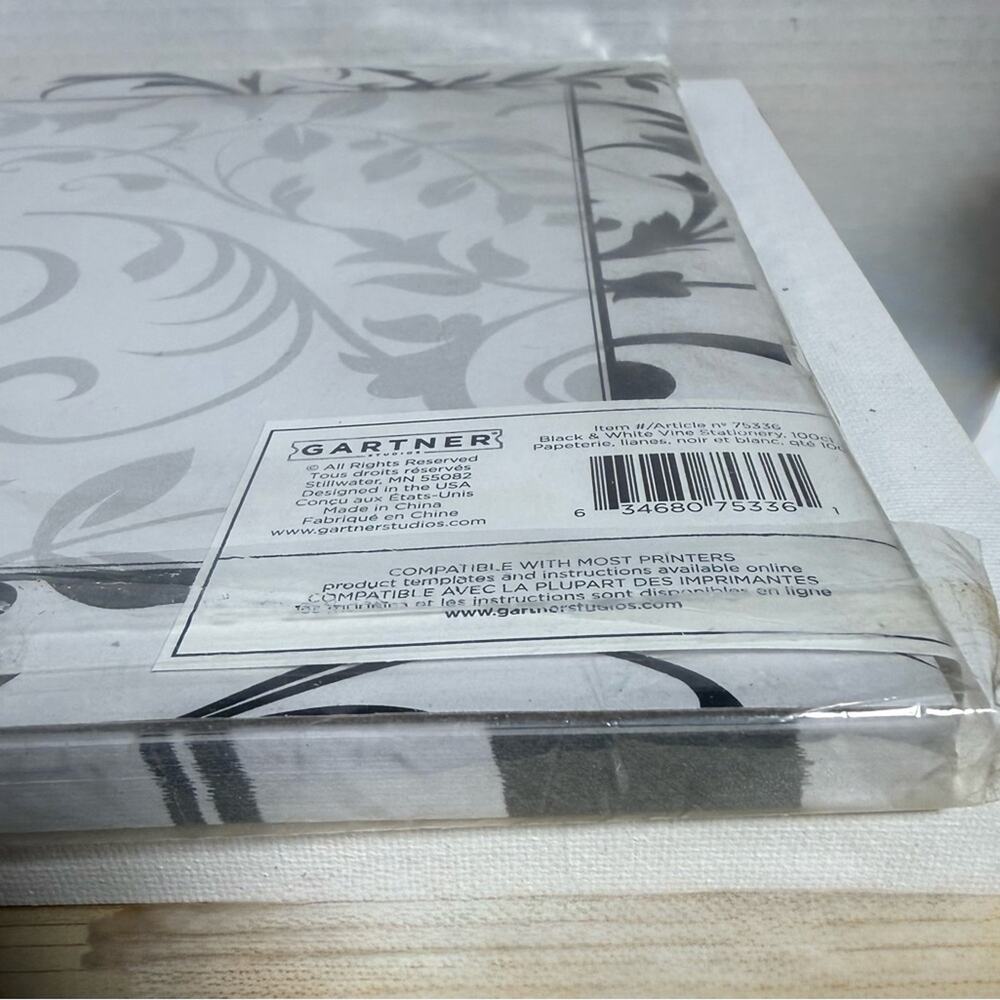 Gartner Studios Black and Gray Stationery Set - Picture 6 of 8